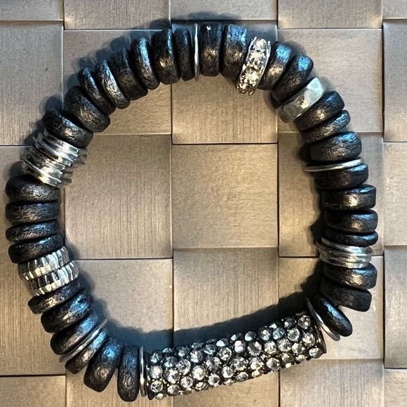 Metal and crystal bracelet - Picture 2 of 2